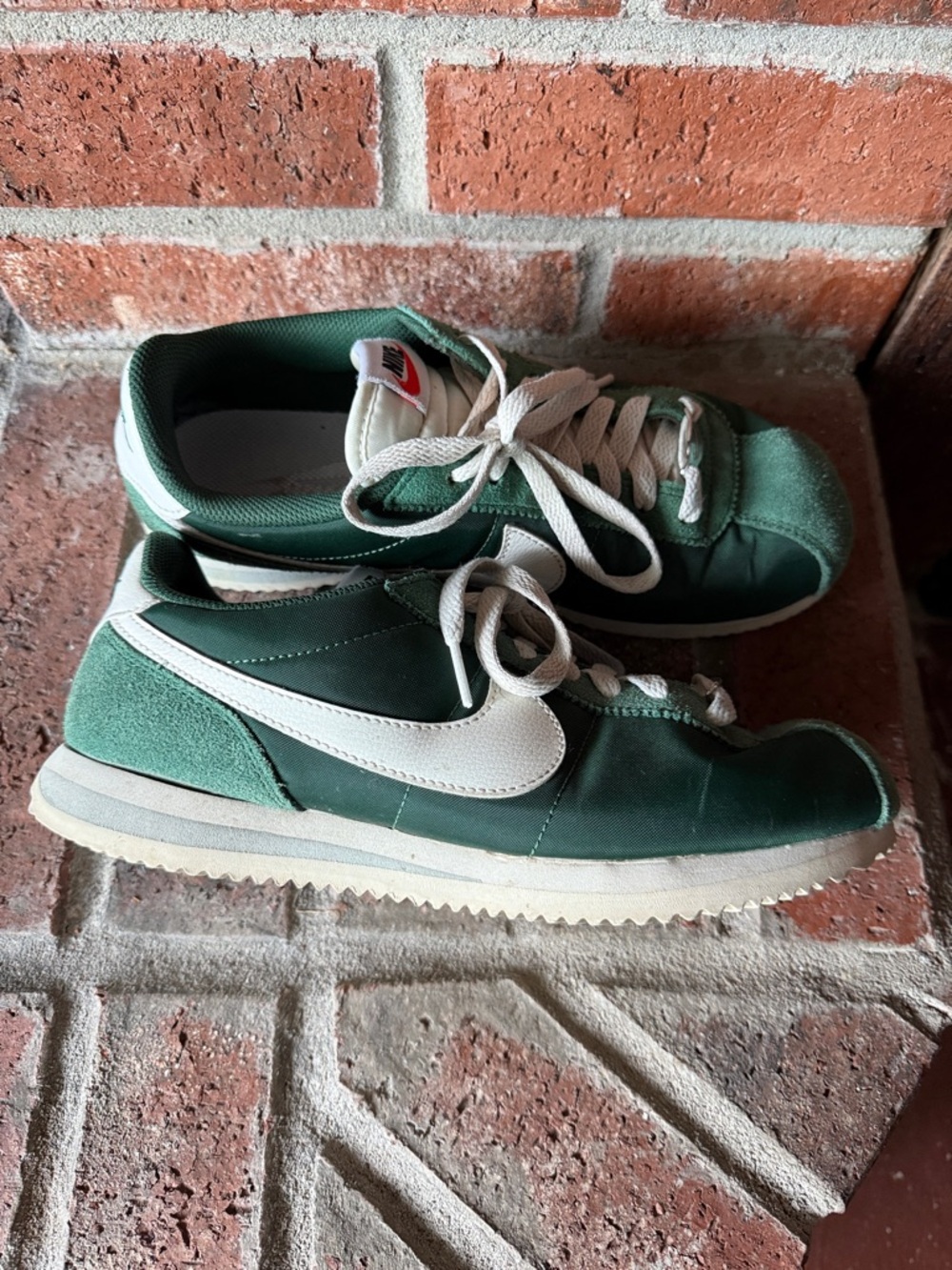 Nike Green Cortez shoes sneakers size 9